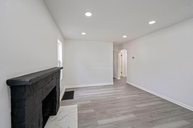 178 S Weyant Ave, Columbus, OH 43213 - photo 4