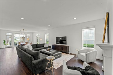 Family Room 2116 Chartiers Run