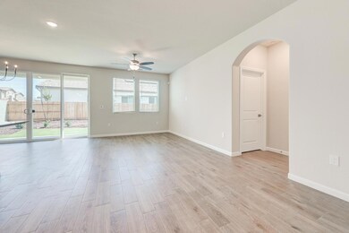 6399 E Millie Dr, Fresno, CA 93727 - photo 7