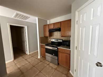 311 Kansas St, Bacliff, TX 77518 - photo 3