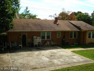 14100 Parkland Dr, Rockville, MD 20853 - photo 3