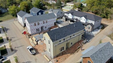 134 E South St, Fayetteville, AR 72701 - photo 2