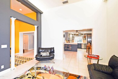 Reading Rm-Kitchen