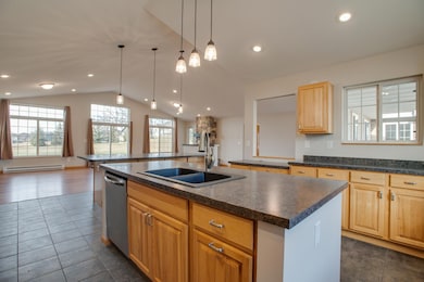 2262 Edgewood Dr, Detroit Lakes, MN 56501 - photo 6