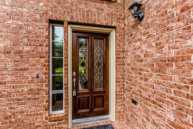 126 E Spindle Tree Cir, Spring, TX 77382 - photo 3