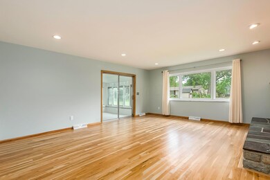 Living/Dining Room