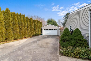 19 Walling Rd, Freehold, NJ 07728 - photo 6