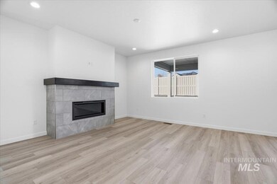 1216 Stirling Meadows Ct, Middleton, ID 83644 - photo 7