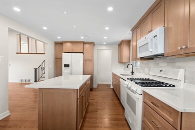 unlisted-address, Oak Lawn, IL 60453 - photo 7