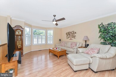 8816 Briarcliff Ln, Frederick, MD 21701 - photo 5