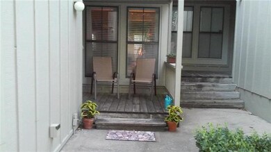 8214 Halsey St, Lenexa, KS 66215 - photo 2