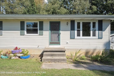 2391 S Onondaga Rd, Eaton Rapids, MI 48827 - photo 5