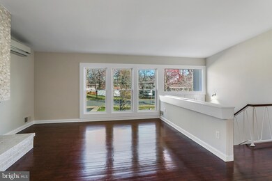 3332 Nevius St, Falls Church, VA 22041 - photo 5