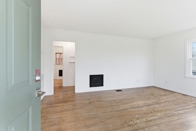 105 Brookview Cir, Columbia, TN 38401 - photo 3