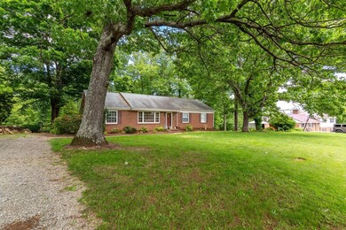 002-312859-02-226 Arthur Circle-0618_772
