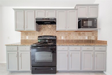 210 Willow Creek Dr, Weatherford, TX 76085 - photo 4