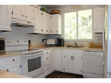 8 Emerson Way unit F7, Waterville Valley, NH 03215 - photo 4