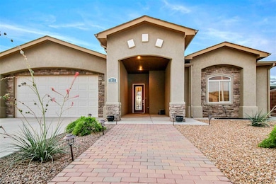 1065 La Bajada Dr, Alamogordo, NM 88310 - photo 2