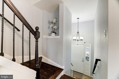 2426 Ridgehampton Ct, Reston, VA 20191 - photo 4