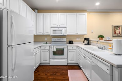 395 S Crow Creek Dr NW unit 1210, Calabash, NC 28467 - photo 5