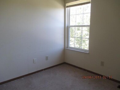 3949 Dunne Dr, Columbus, OH 43207 - photo 5