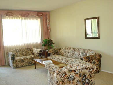 14032 N Thunderbird Blvd, Sun City, AZ 85351 - photo 7