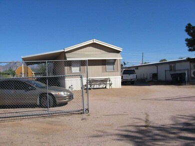 2493 W Tepee Street 001