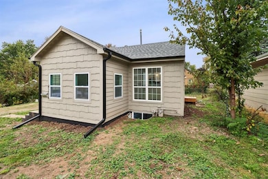 4204 SW 7th St, Des Moines, IA 50315 - photo 2