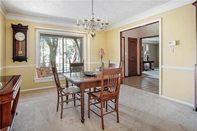 7941 Westgate Dr, Lenexa, KS 66215 - photo 4