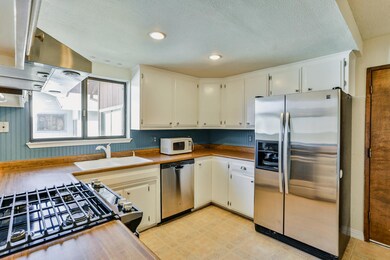 2680 Starlight Blvd, Redding, CA 96001 - photo 6