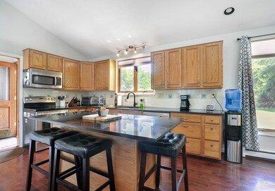 30 Pheasant Ln, Pembroke, MA 02359 - photo 6