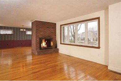 45 Holliston St, Quincy, MA 02169 - photo 2