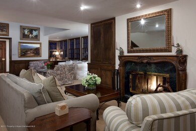 Fireplace Sitting Area