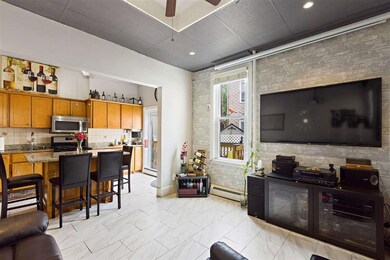 213 Maple St, Weehawken, NJ 07086 - photo 4