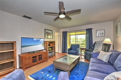 8740 Lueck Ln unit 5, Fort Myers, FL 33919 - photo 5