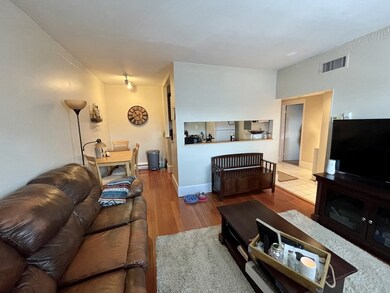 15 Keswick St unit 6, Boston, MA 02215 - photo 2