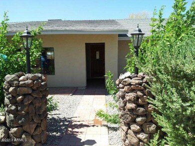 313 W Saddle Mountain Front