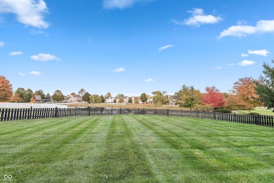 1023 Red Dunes Run, Avon, IN 46123 - photo 3