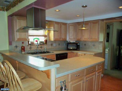 144 Harvest Rd, Swedesboro, NJ 08085 - photo 6