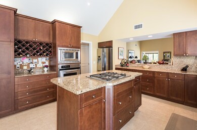 1021 Embassy Row Way Seabrok-large-006-4