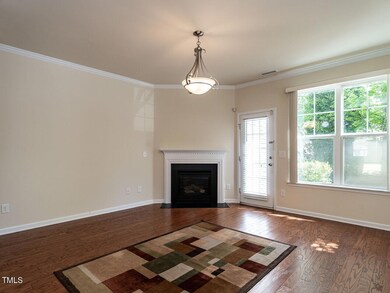007-family-room_3025 Berkeley Springs Pl