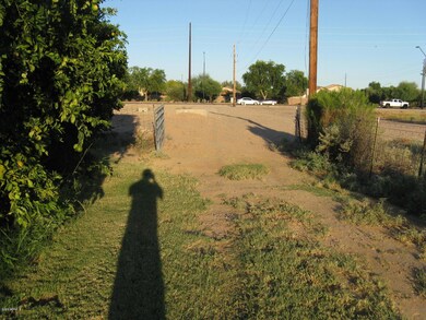 Gate photo