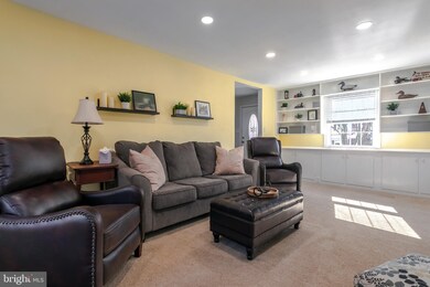 225 Warrior Rd, Drexel Hill, PA 19026 - photo 4