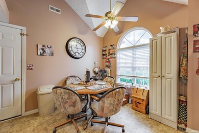 5755 River Walk Cir, Newburgh, IN 47630 - photo 6