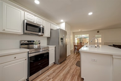 34 N Walden Elms Cir, Spring, TX 77382 - photo 6