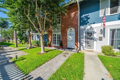 2612 Del Way unit B, Huntington Beach, CA 92648 - photo 4