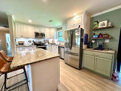 6 Kitchen