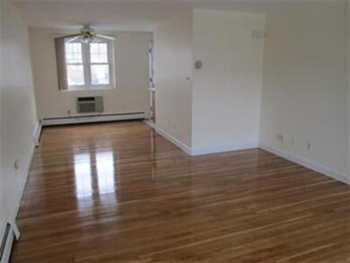 32 Emerson Gardens Rd unit 32, Lexington, MA 02420 - photo 2