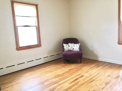 2007 Pearsall Pkwy, Waukegan, IL 60085 - photo 4