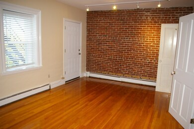 39 Garrison Rd unit 3, Brookline, MA 02445 - photo 5